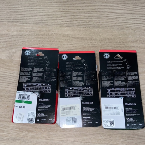 Under armor youth socks 🧦 - Picture 2 of 3